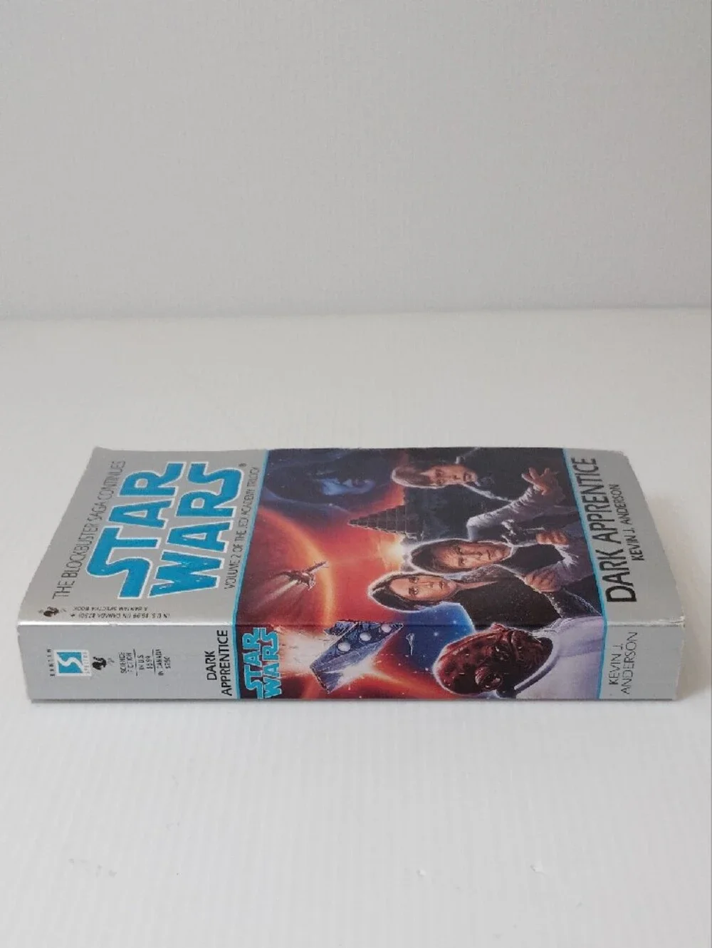 8 For $8 Star Wars: Dark Apprentice by Kevin J. Anderson - Silver/Blue Cover
